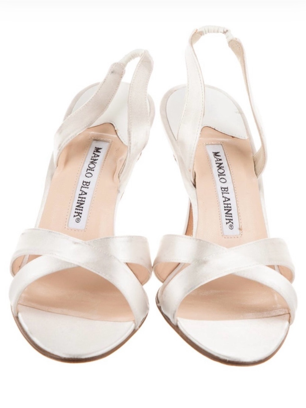 Manolo Blahnik Satin White Slingback Heel - Picture 3 of 5
